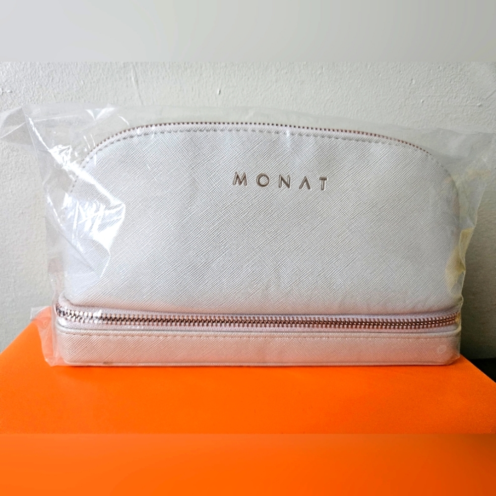 Monat Beauty Bag